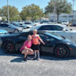 Meet your Posher, Fallon